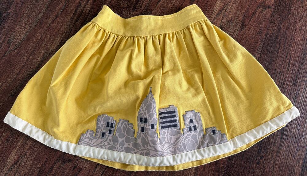 Persnickety Girls Yellow City Skyline Twirl Skirt Lace Applique Boutique Size 8